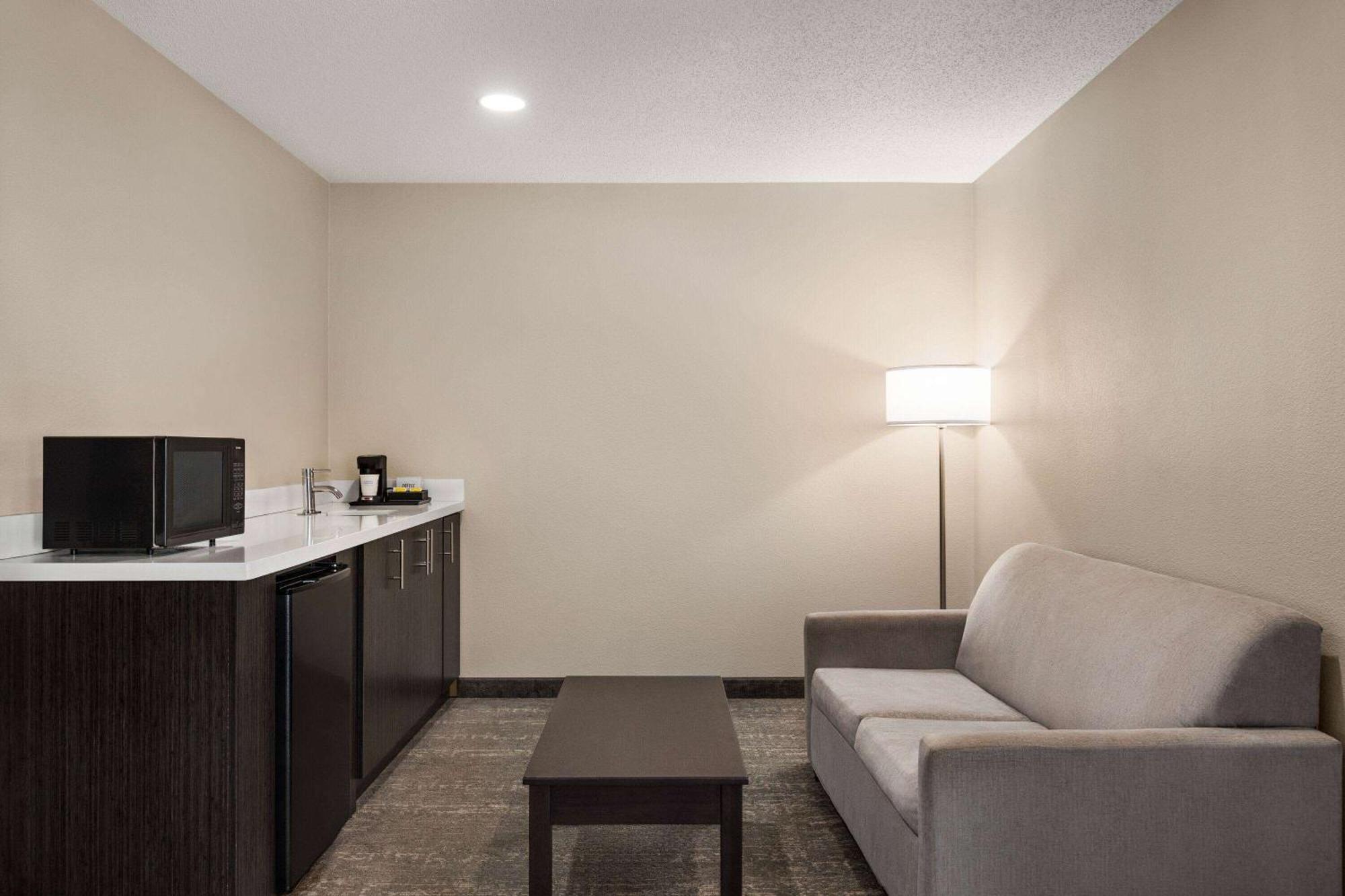 Wingate By Wyndham Savannah I-95 North Port Wentworth Εξωτερικό φωτογραφία