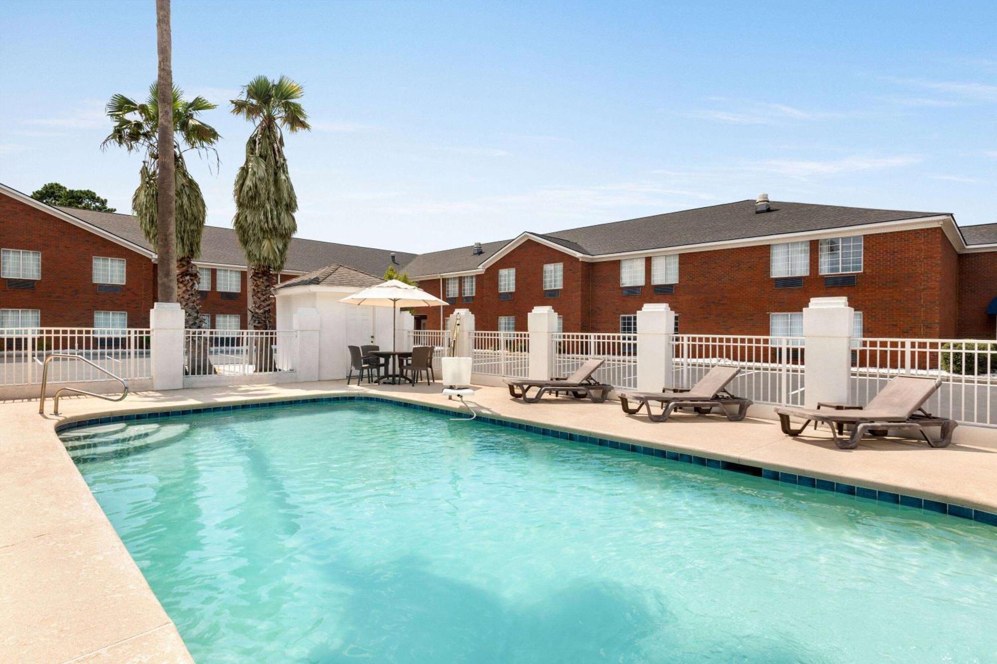 Wingate By Wyndham Savannah I-95 North Port Wentworth Εξωτερικό φωτογραφία